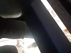 Légiutas-kísérő érett mellei