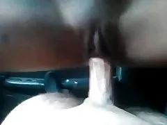 Érett ázsiai túrák az autóban