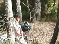 Horny vöröshajú svájci felesége kültéri szalag és a fasz