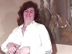 Nagy öreg nagymama szőrös hüvely